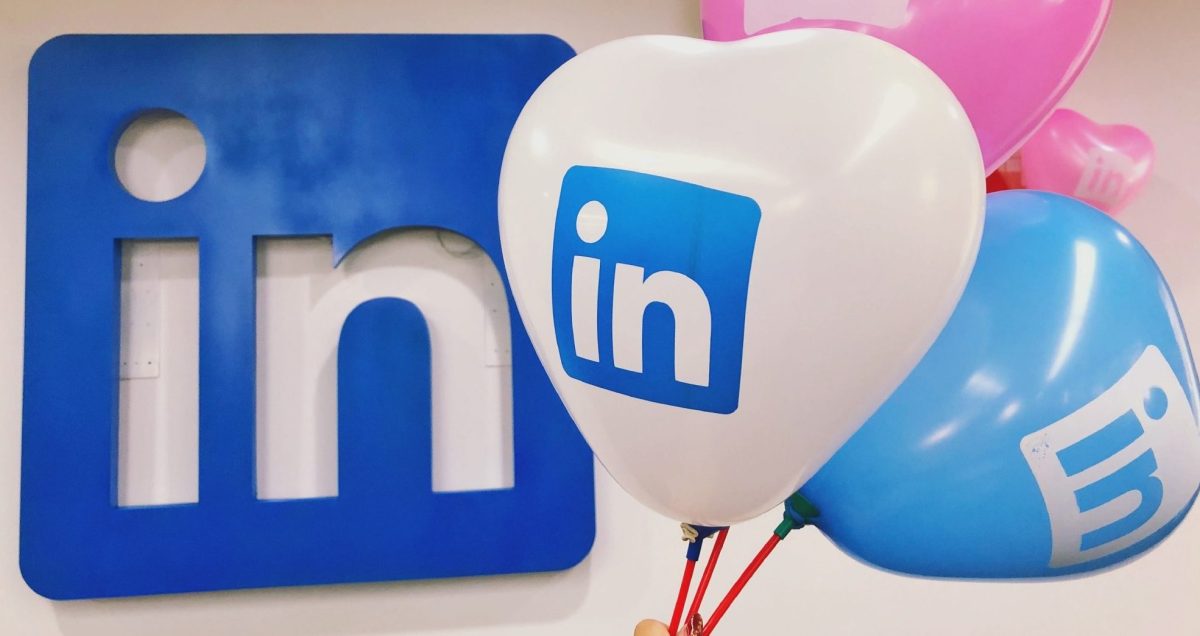 Linkedin will pass $ 2 billion in premium revenue in 12 months, and overall profits will increase by 9 % a year.