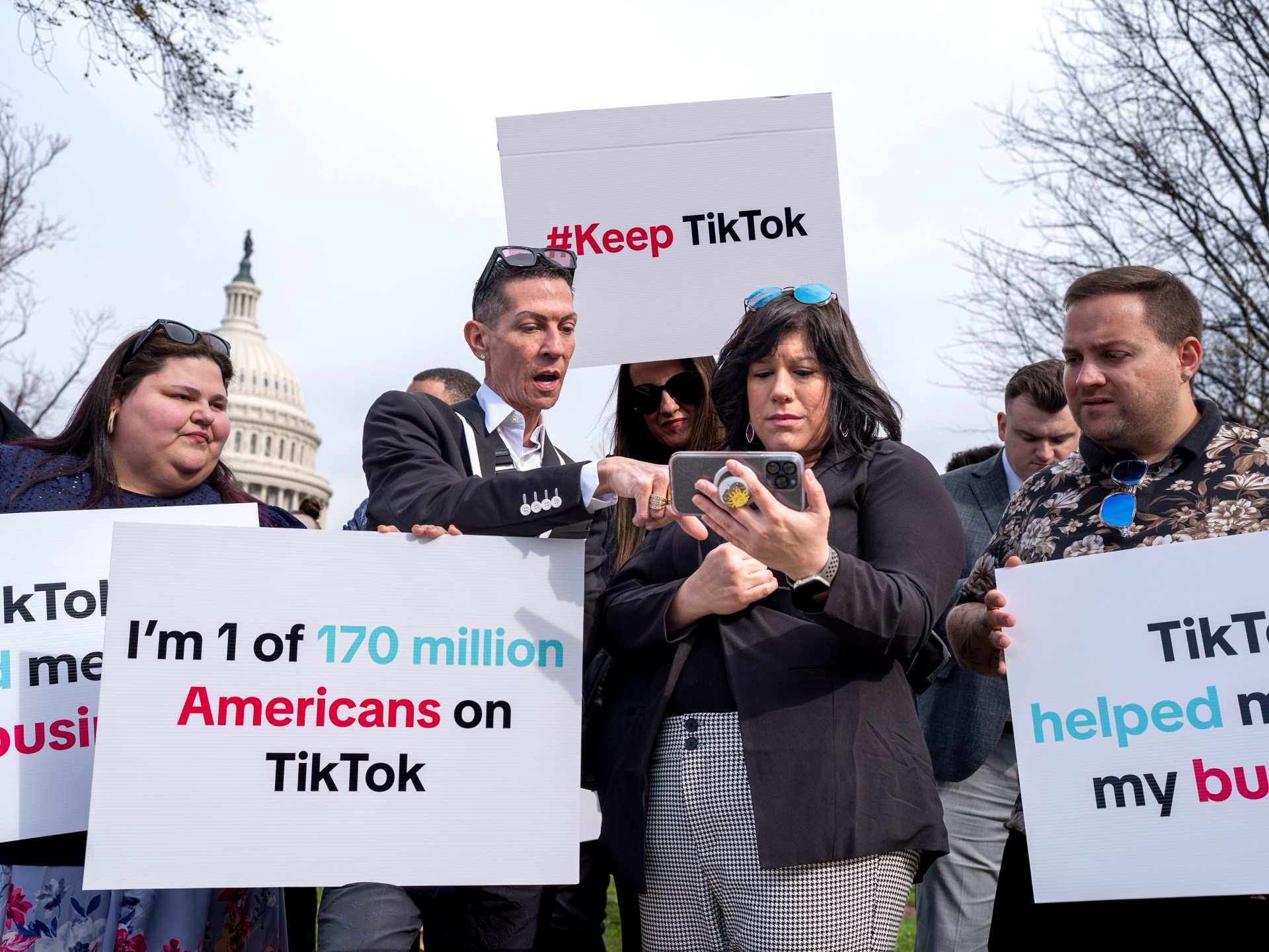 Trump says it could cut China’s tariffs to secure Tiktok deals | Donald Trump News