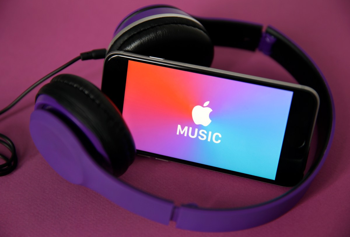 Apple Music integrates with music tools to allow DJs to create mixes using catalogs