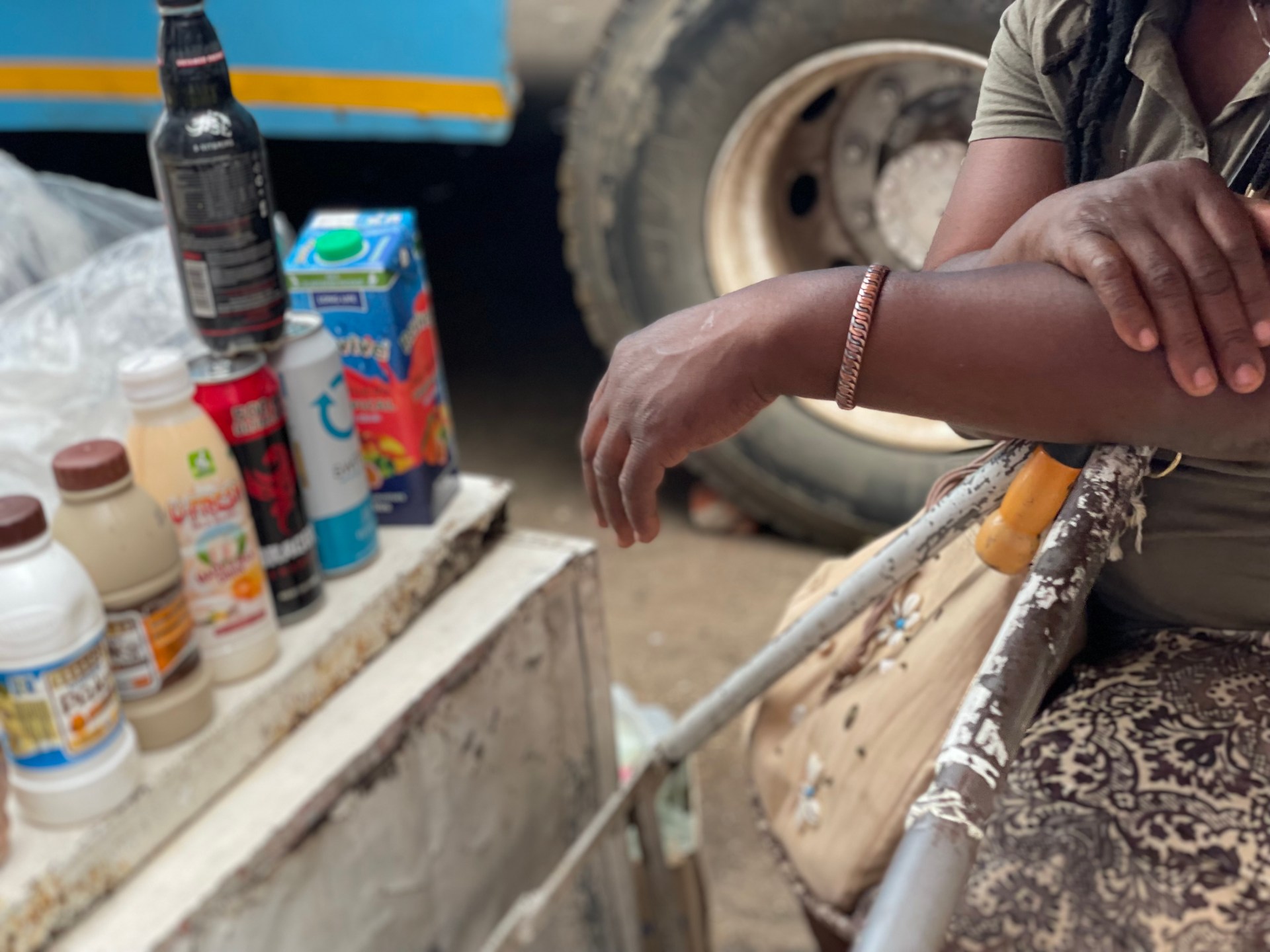 “Cat and Mouse Game”: Street Vendor as Zimbabwe Gov’t Workers Moonlight | Poverty and Development News
