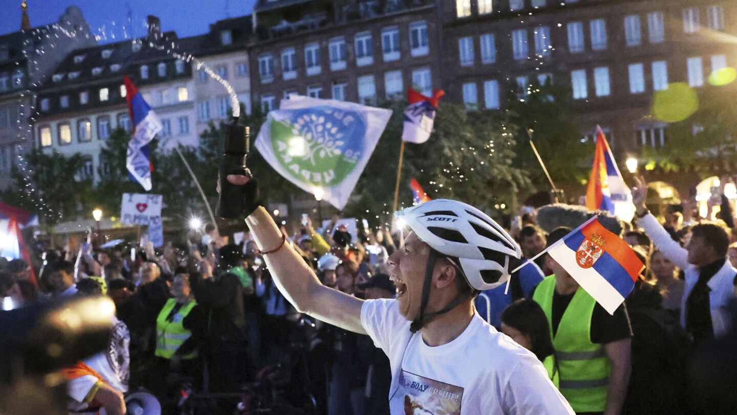 Serb students cycling hundreds of miles to steal their dissatisfaction with the EU
