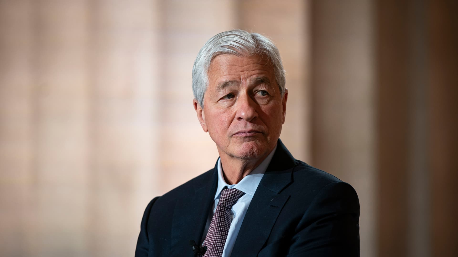 JP Morgan CEO Jamie Dimon says banks will make clients buy Bitcoin