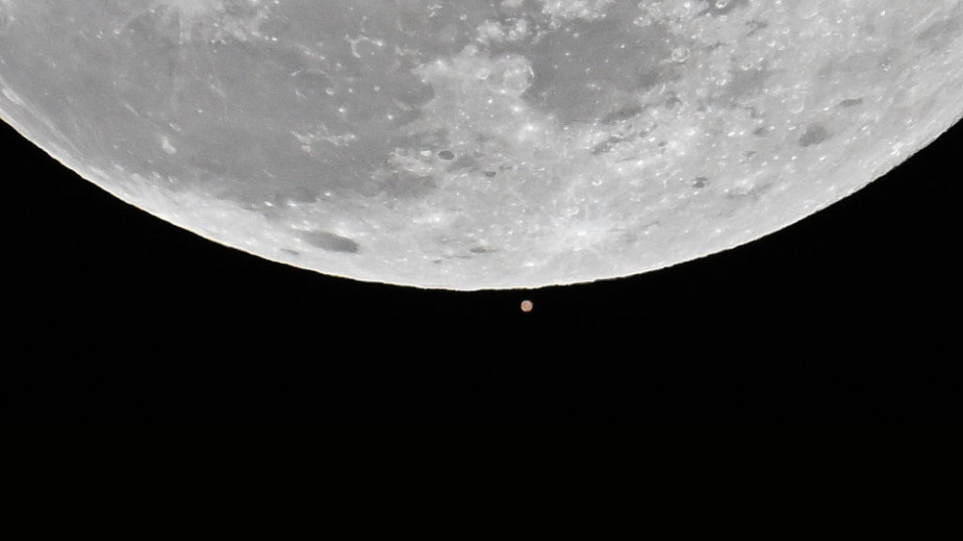 Snow moon will ‘engulf’ one of the brightest stars in the sky this weekend: where and when to see it